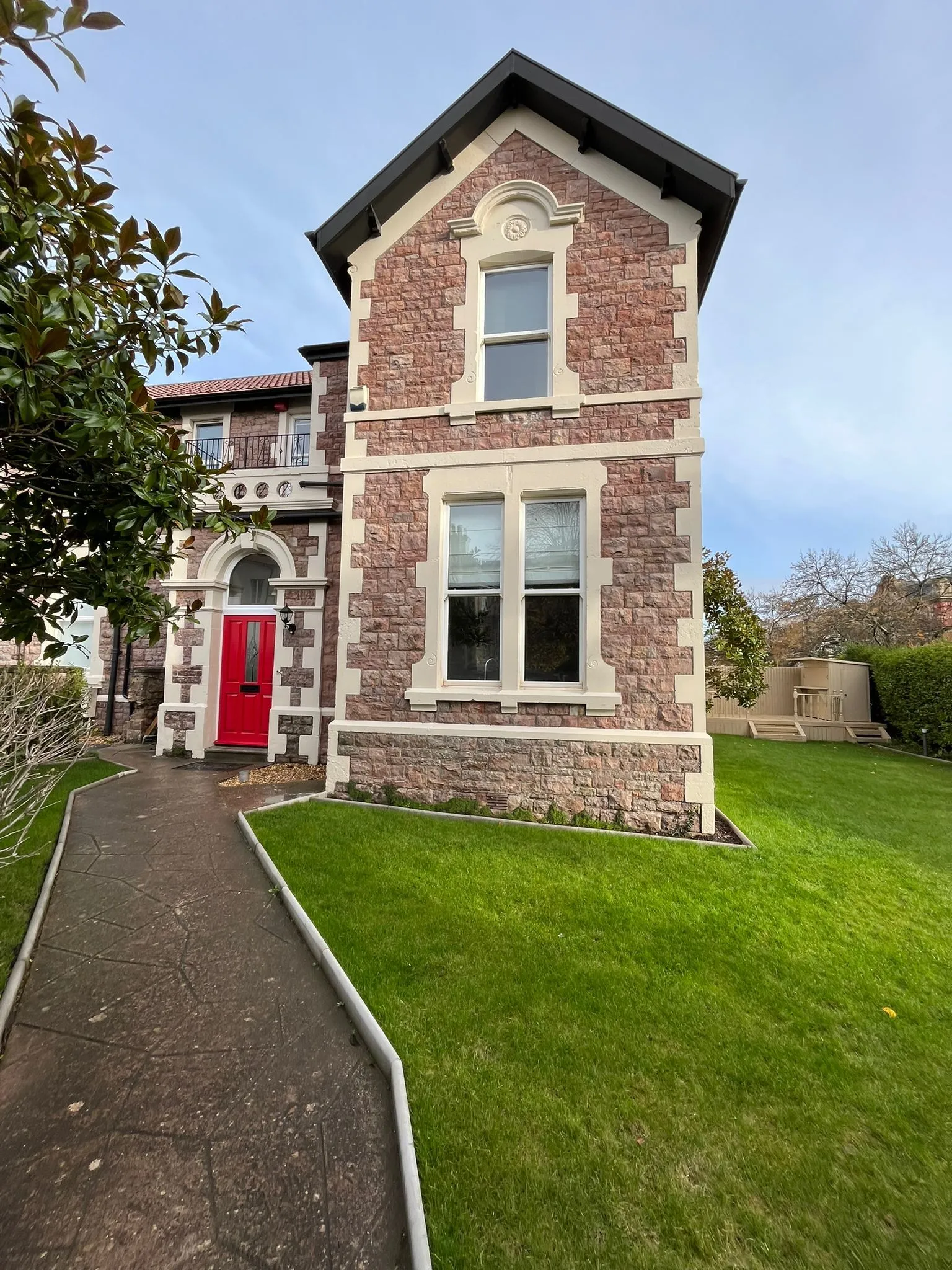 Albert Quadrant House
